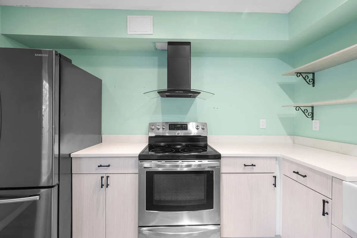 kitchen after stove fridge